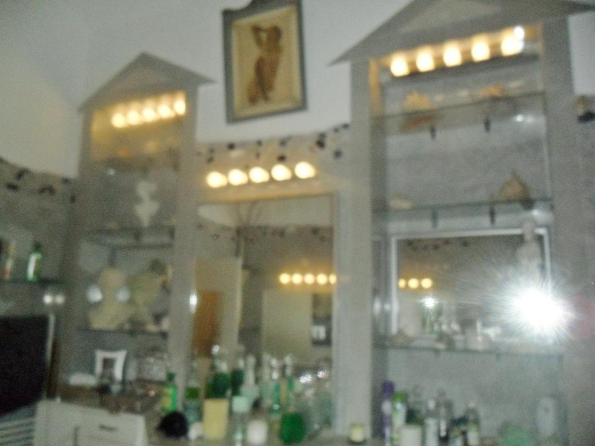 Luxury Near Castle Hotel เวียนนา ภายนอก รูปภาพ